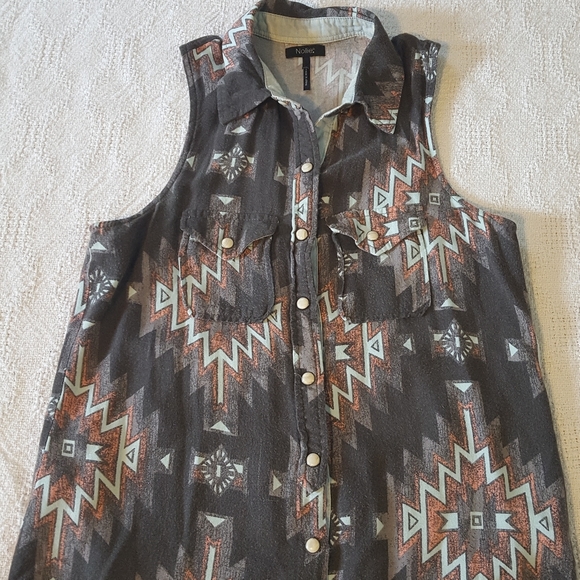 Women's Sz XS Sleevless Button Front Top Bundle - Picture 8 of 8